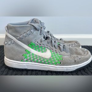 NIKE Dunk High Woven Stadium Grey Green Men's 10 US. 555030-001